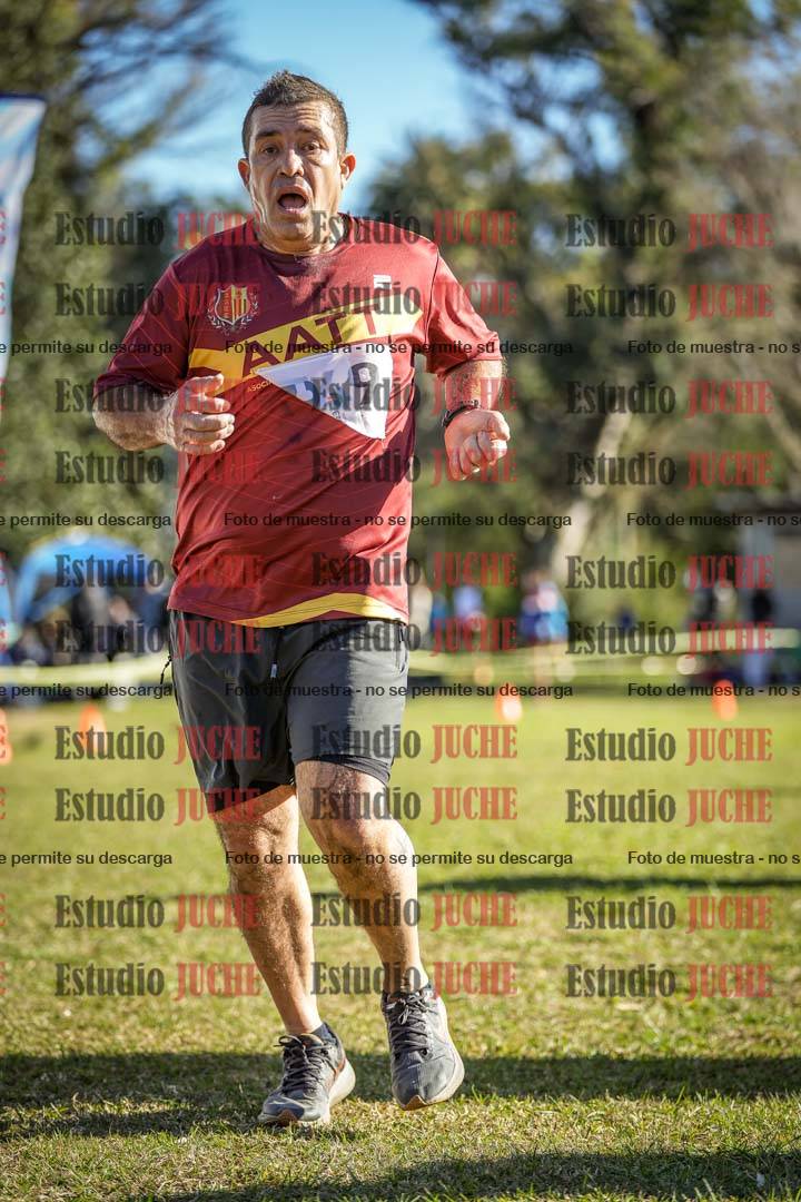 Fotos de la llegada del cross de 4000 m - varones