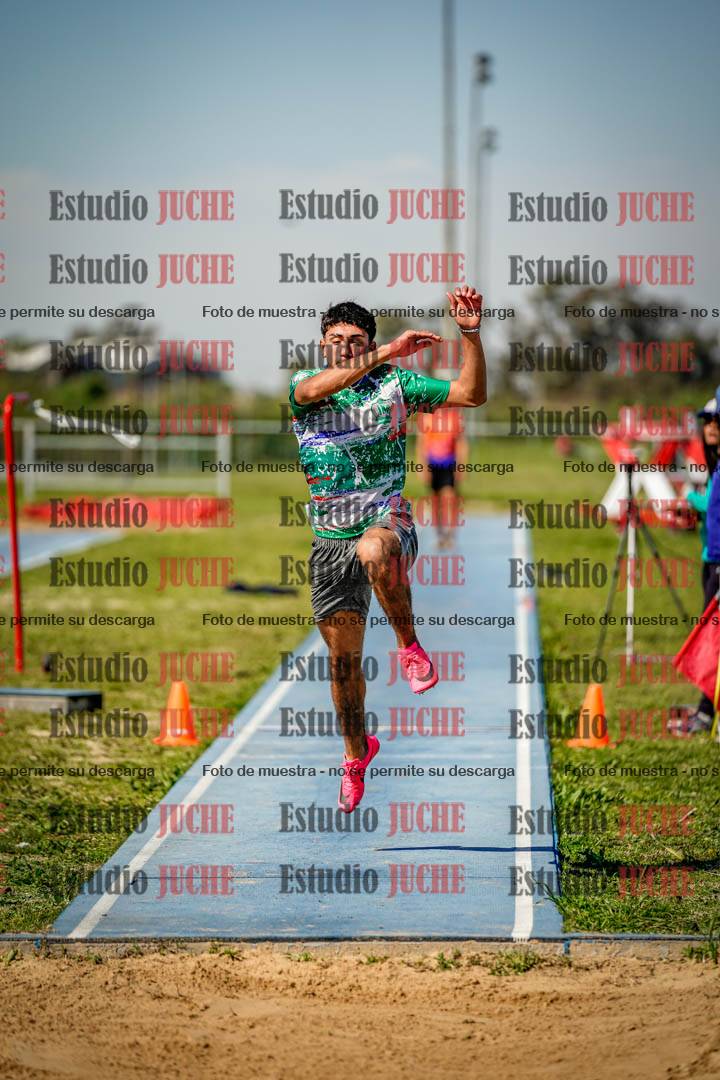 Fotos del salto triple de varones