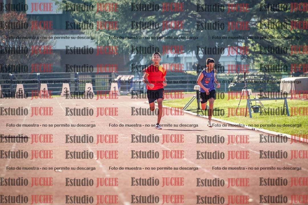 Fotos de los 200 m llanos de varones