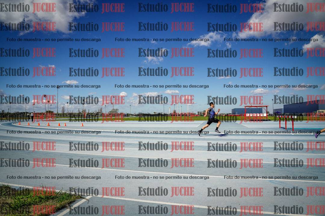 Fotos de los 200 m llanos de varones