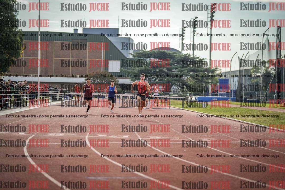 Fotos de los 400 m con vallas de varones