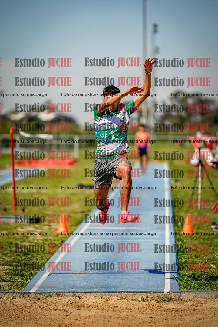 Fotos del salto triple de varones