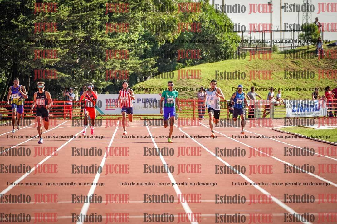 Fotos de los 400 m llanos de varones