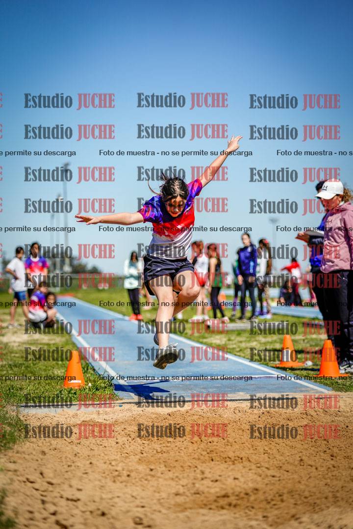 Fotos del salto en largo de mujeres - U15