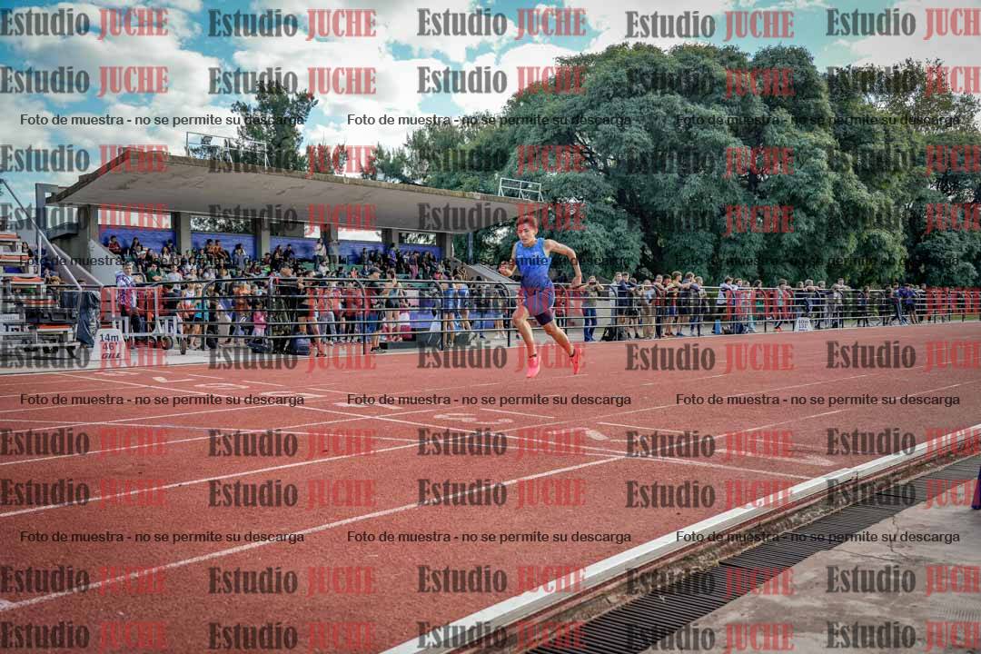 Fotos de los 400 m con vallas de varones