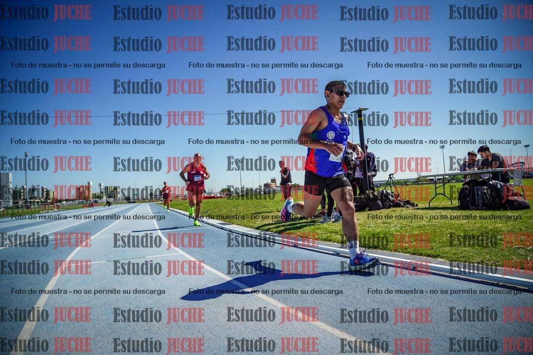 Fotos de los 5000 m de mujeres y varones - serie 2