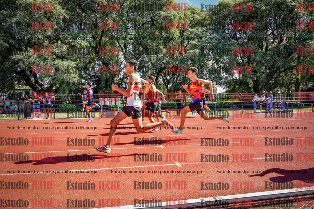 Fotos de los 100 m llanos de varones