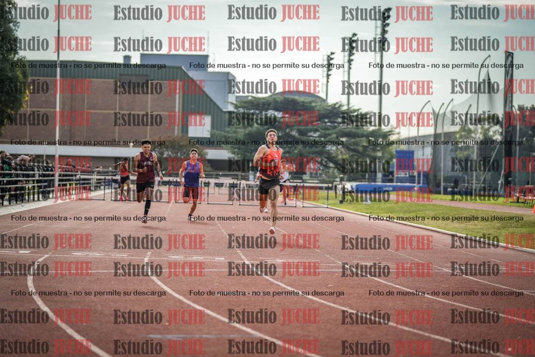 Fotos de los 400 m con vallas de varones