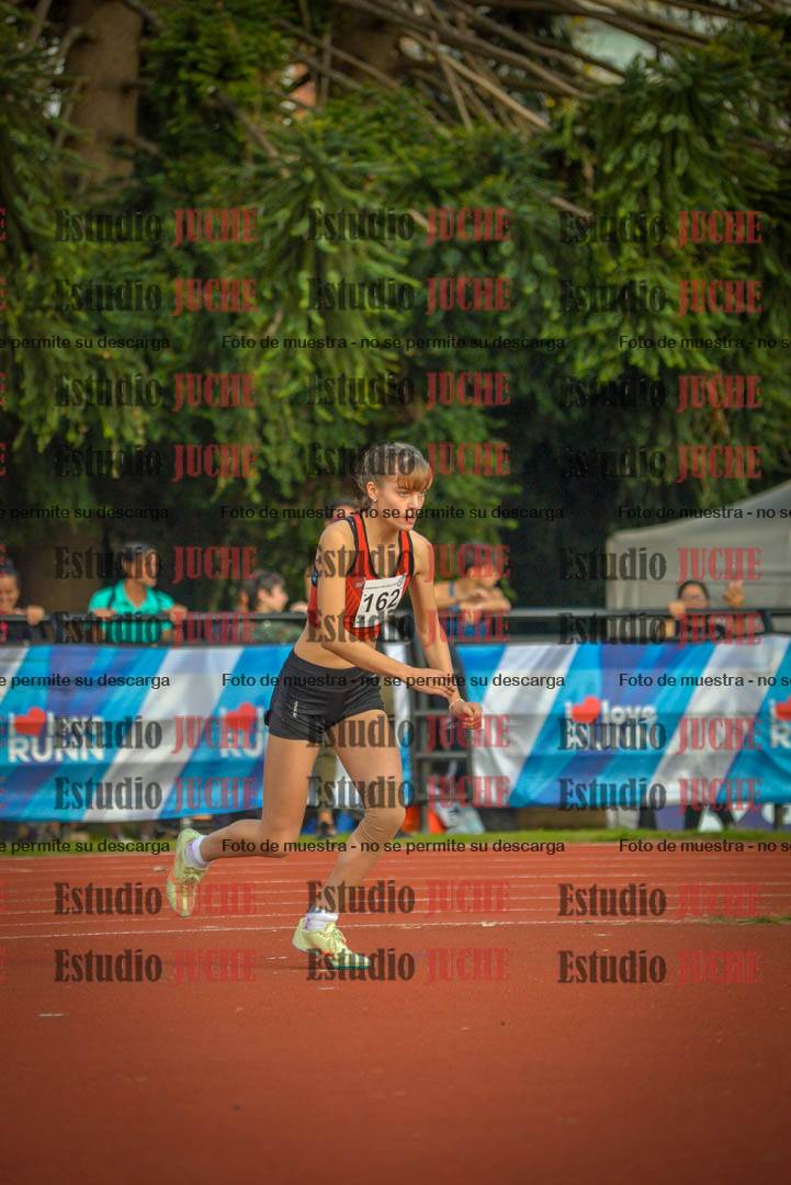 Fotos del salto en alto de mujeres