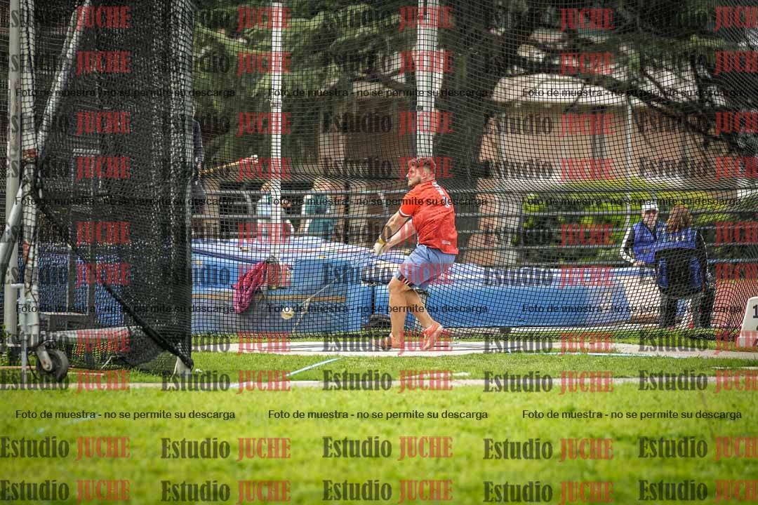 Fotos del lanzamiento de martillo de varones