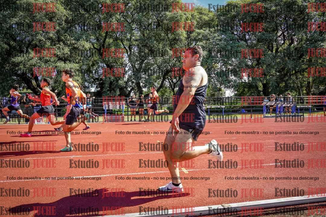 Fotos de los 100 m llanos de varones