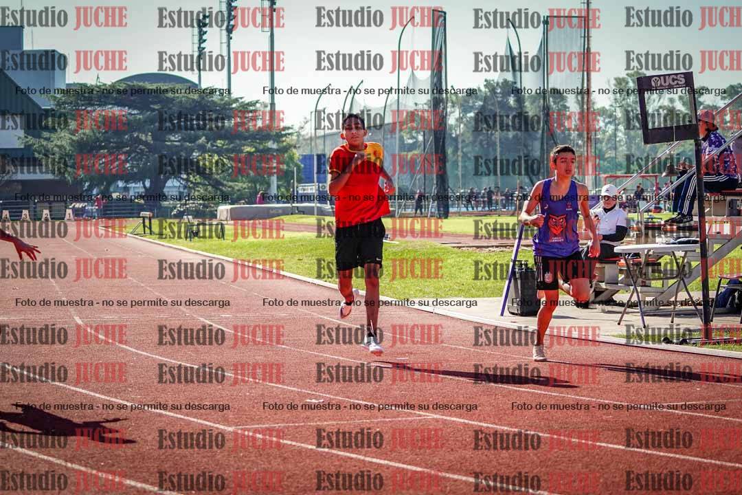 Fotos de los 200 m llanos de varones