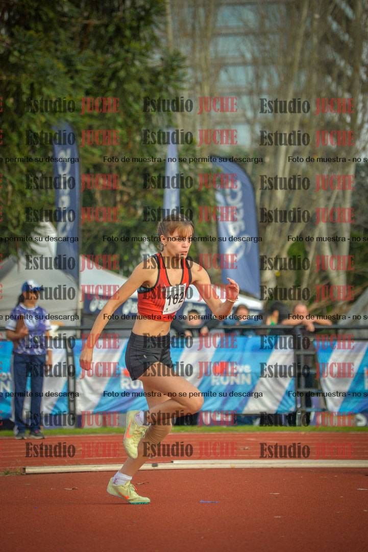 Fotos del salto en alto de mujeres