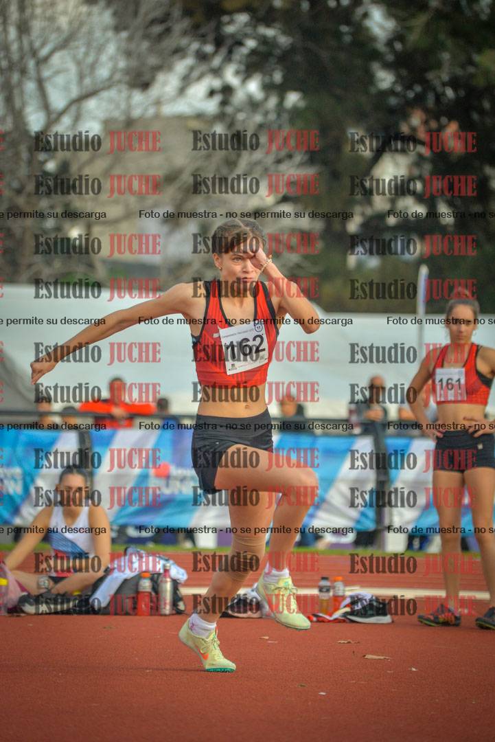 Fotos del salto en alto de mujeres