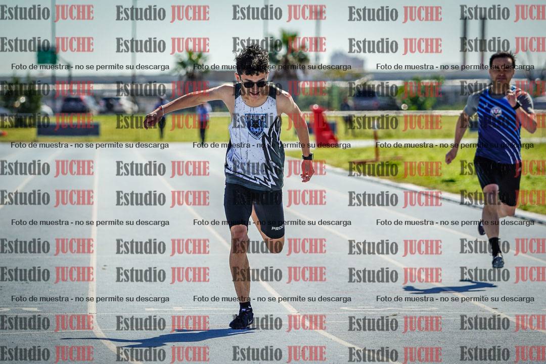 Fotos de los 200 m llanos de varones
