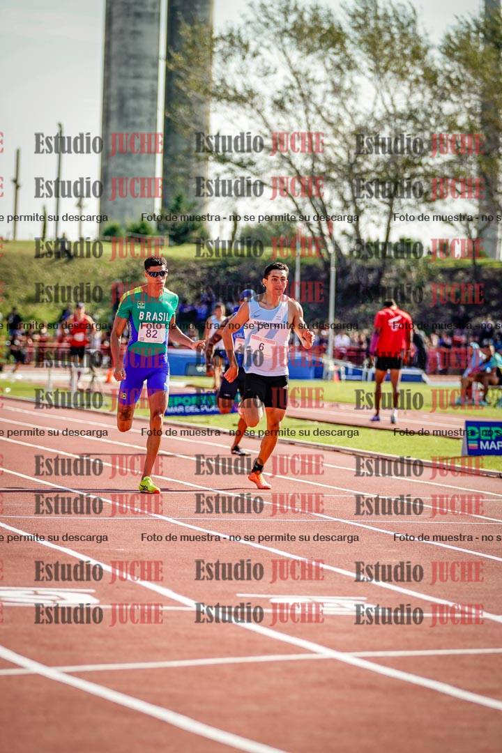 Fotos de los 400 m llanos de varones