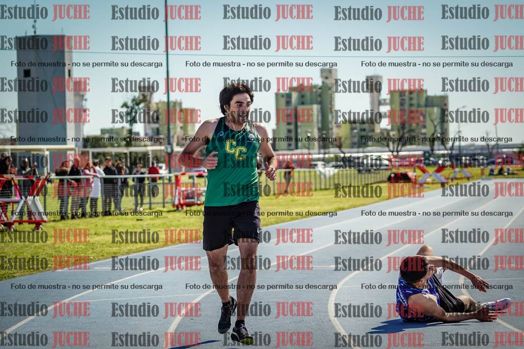 Fotos de los 200 m llanos de varones