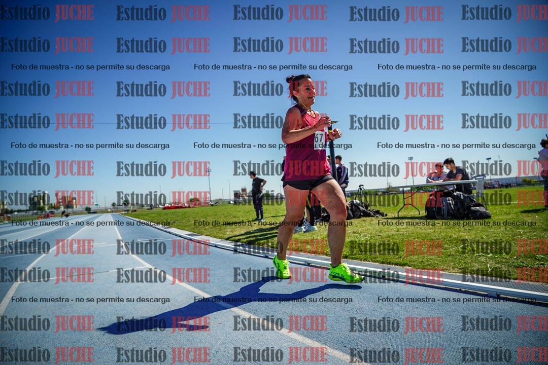Fotos de los 5000 m de mujeres y varones - serie 2