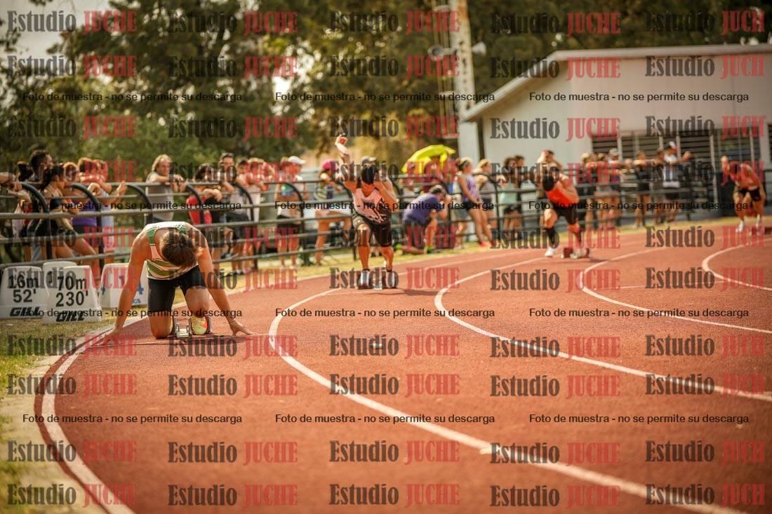 Fotos de los 400 m llanos de varones