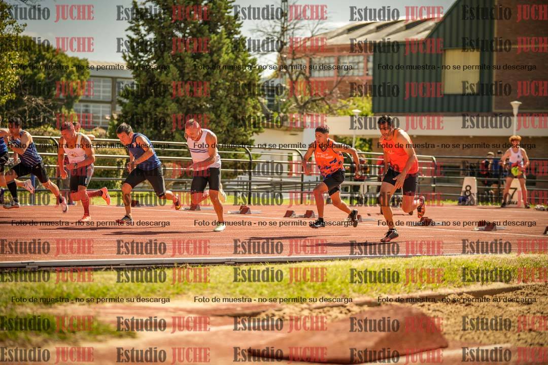 Fotos de los 100 m llanos de varones