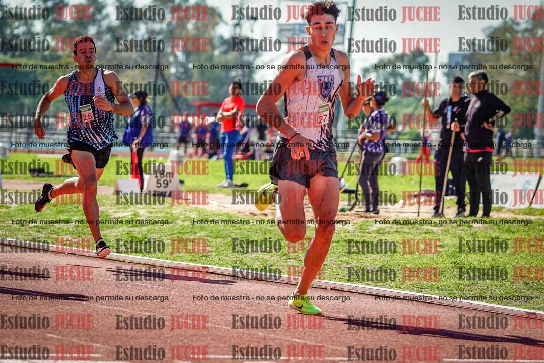 Fotos de los 800 m llanos de varones