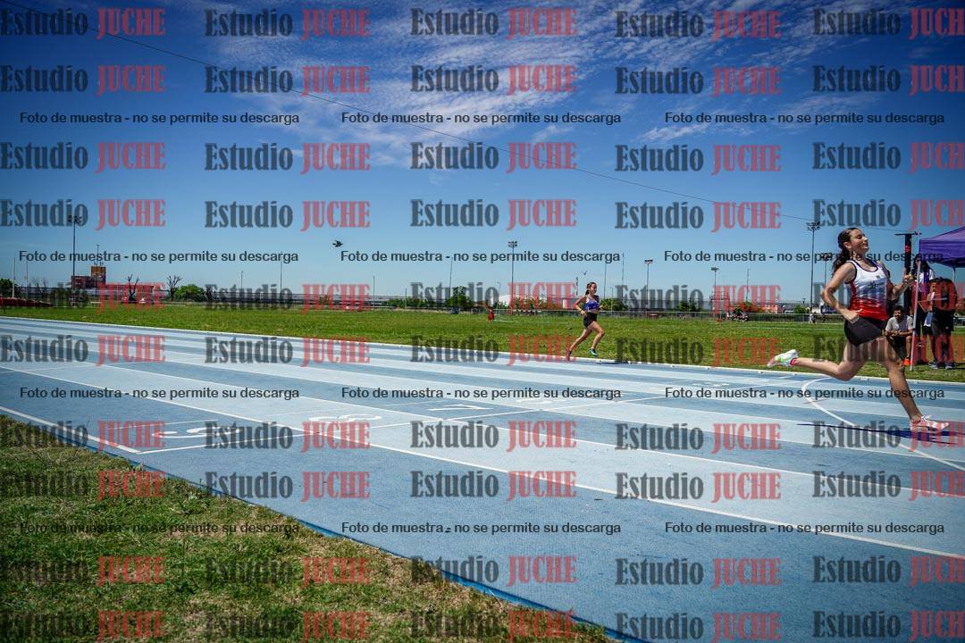 Fotos de los 80 m llanos de mujeres