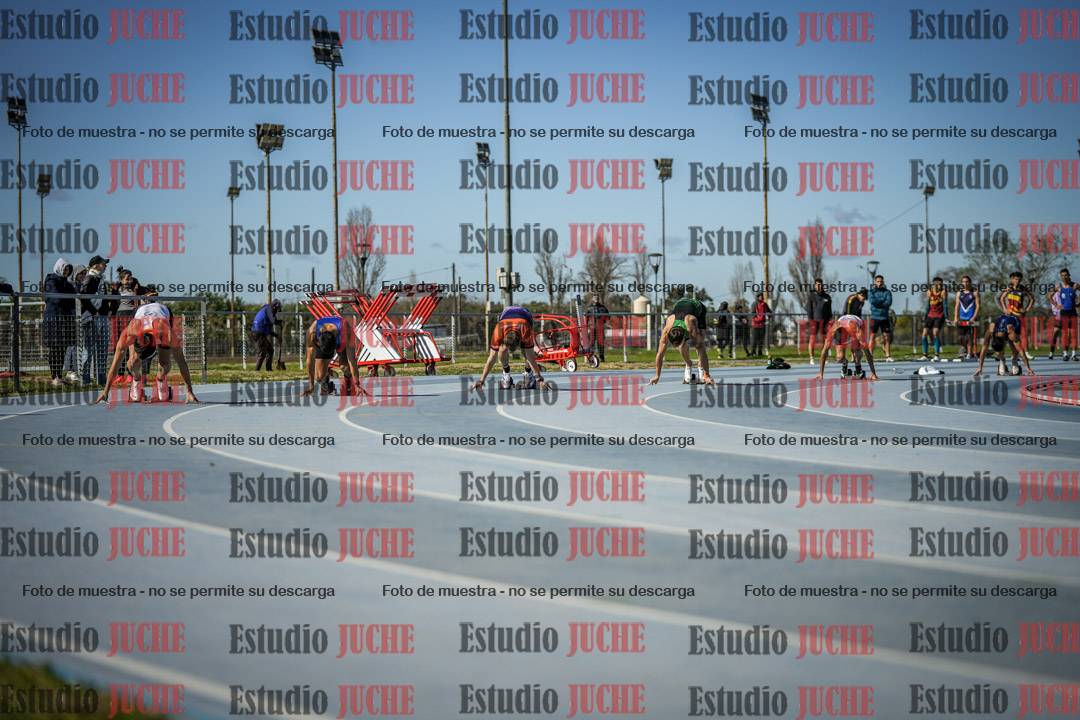 Fotos de los 200 m llanos de varones