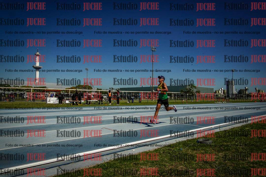 Fotos de los 5000 m de mujeres y varones - serie 2