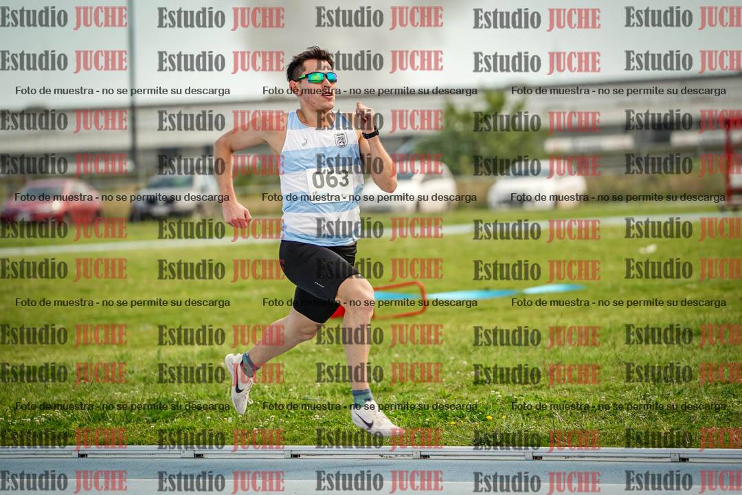 Fotos de los 1000 m llanos de varones