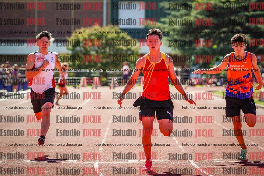 Fotos de los 100 m llanos de varones