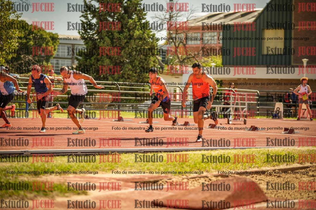 Fotos de los 100 m llanos de varones