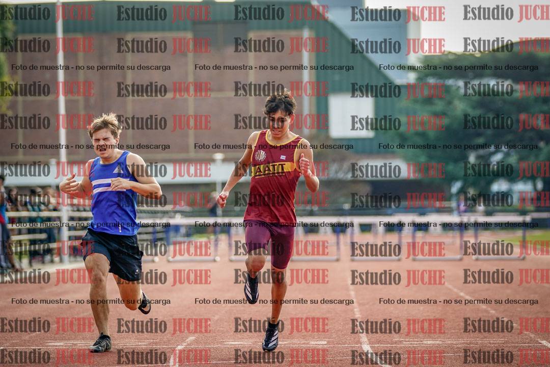 Fotos de los 400 m con vallas de varones