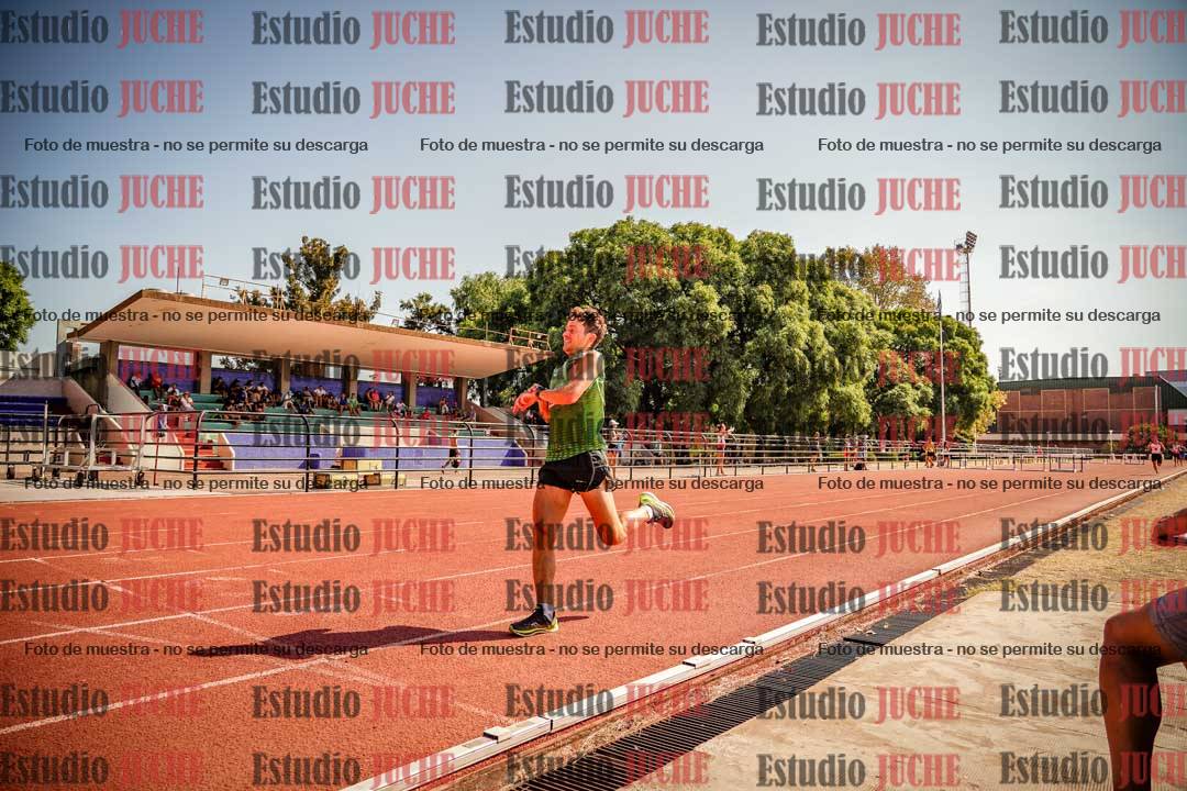 Fotos de los 3000 m llanos de varones
