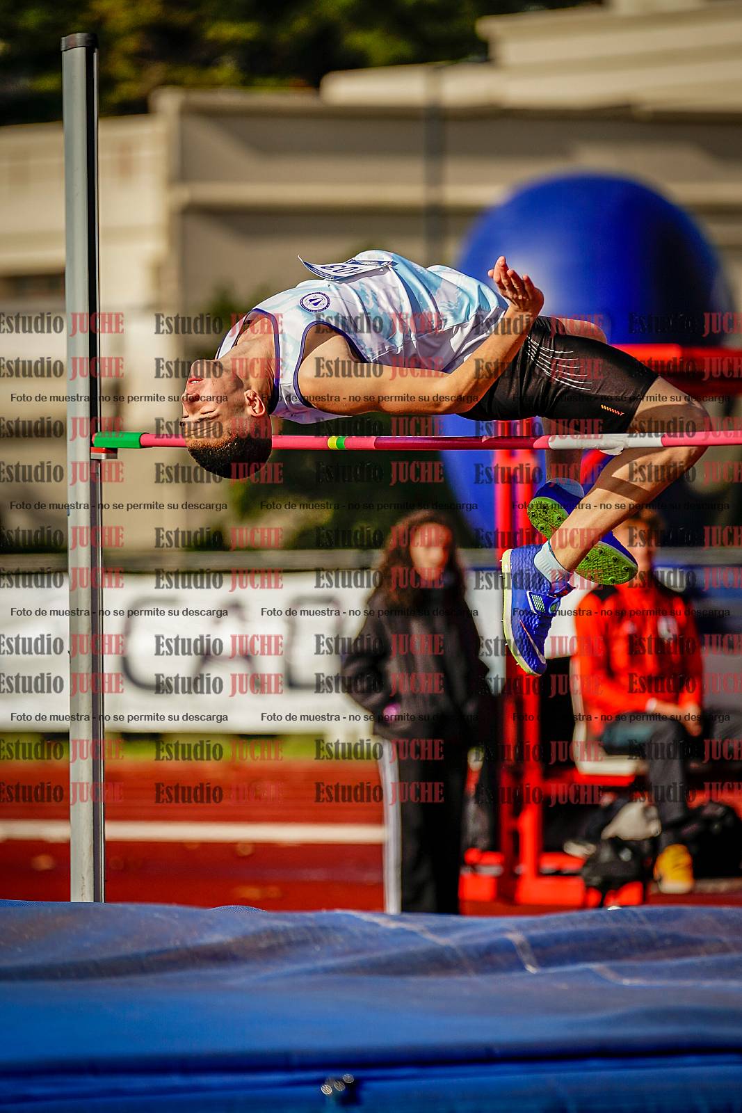 Fotos del salto en alto de varones