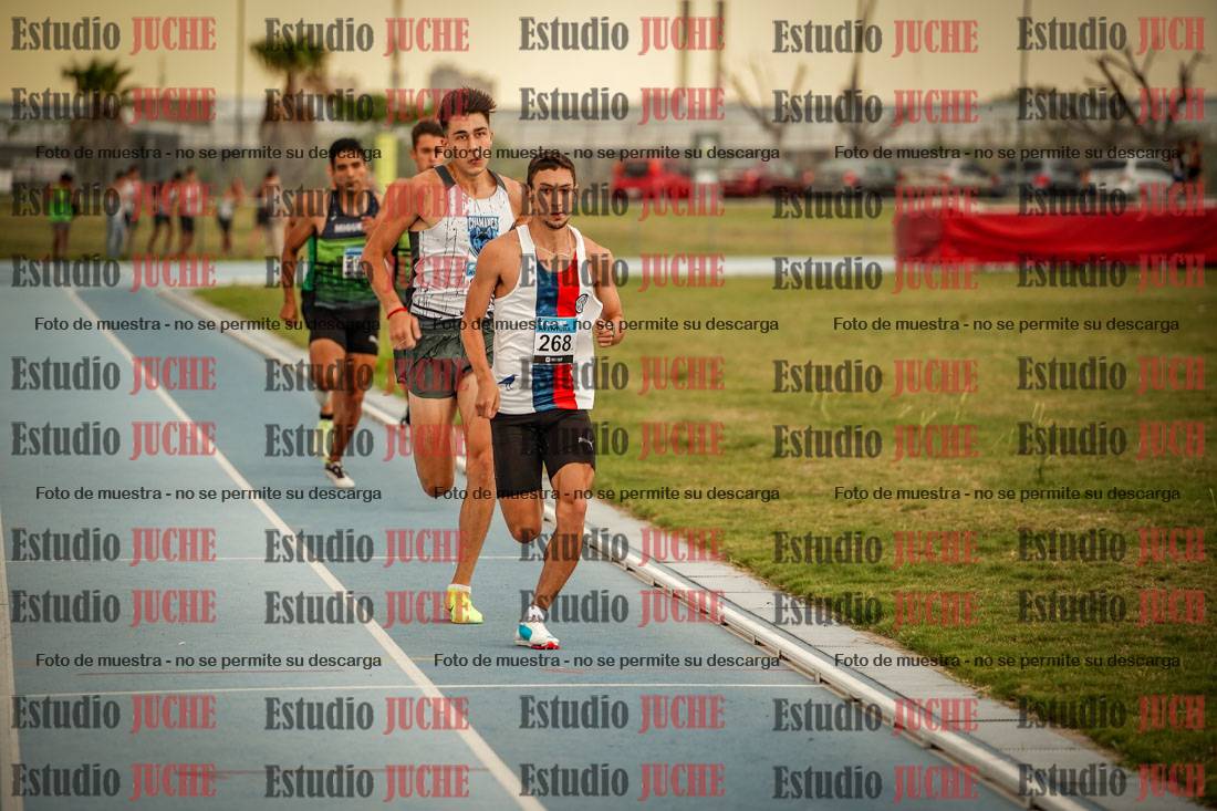Fotos de los 600 m llanos de varones