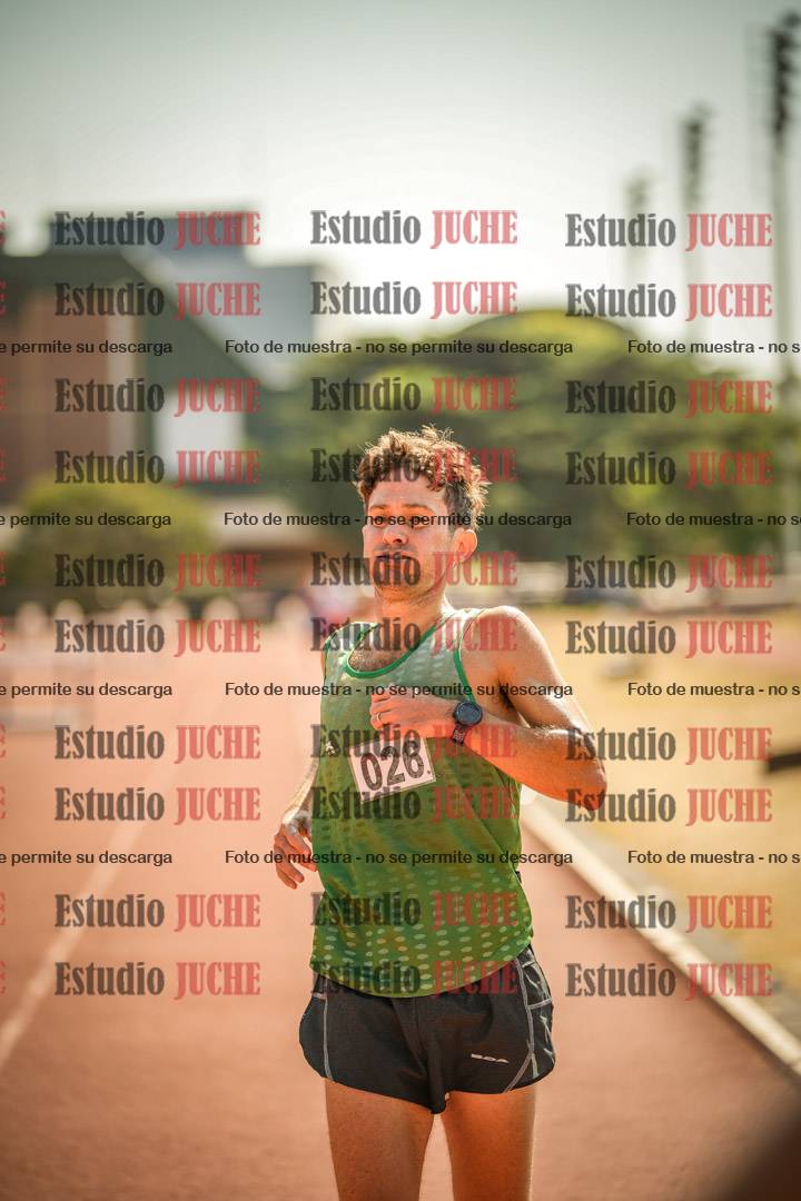 Fotos de los 3000 m llanos de varones
