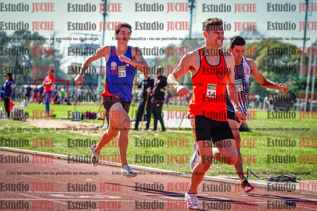 Fotos de los 800 m llanos de varones
