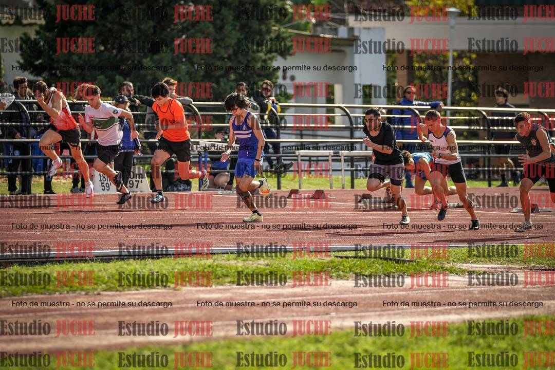 Fotos de los 100 m llanos de varones