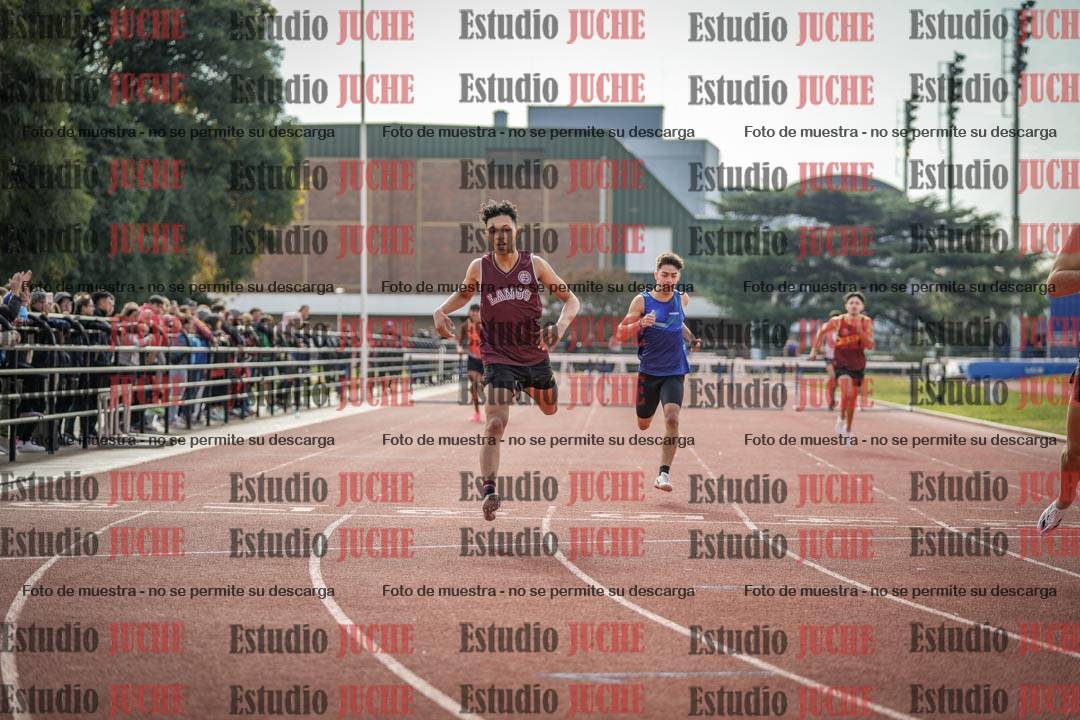 Fotos de los 400 m con vallas de varones