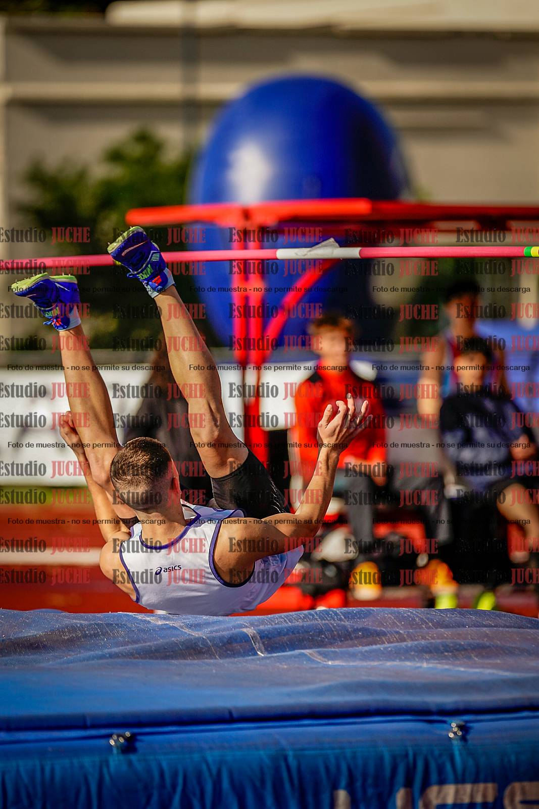 Fotos del salto en alto de varones