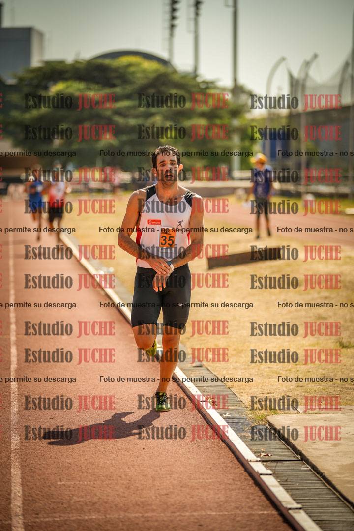 Fotos de los 3000 m llanos de varones
