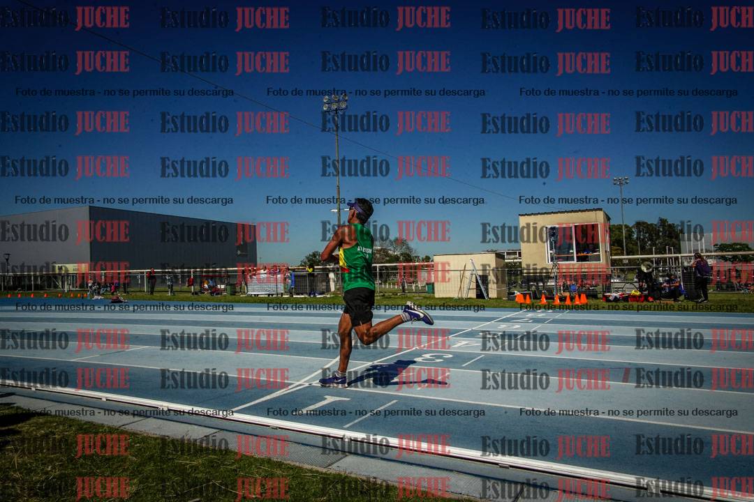 Fotos de los 5000 m de mujeres y varones - serie 2