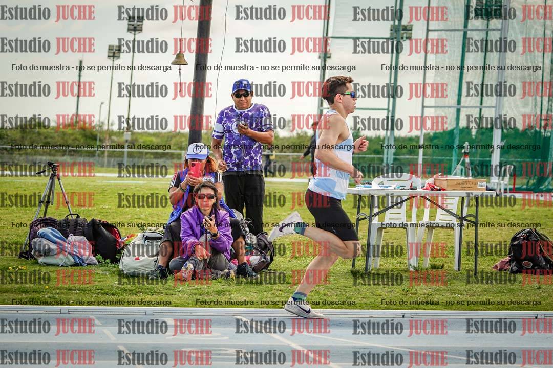 Fotos de los 1000 m llanos de varones