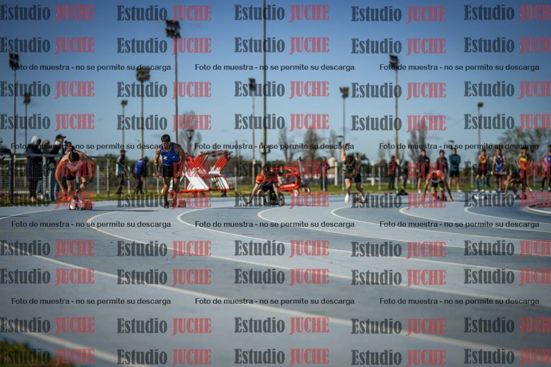 Fotos de los 200 m llanos de varones