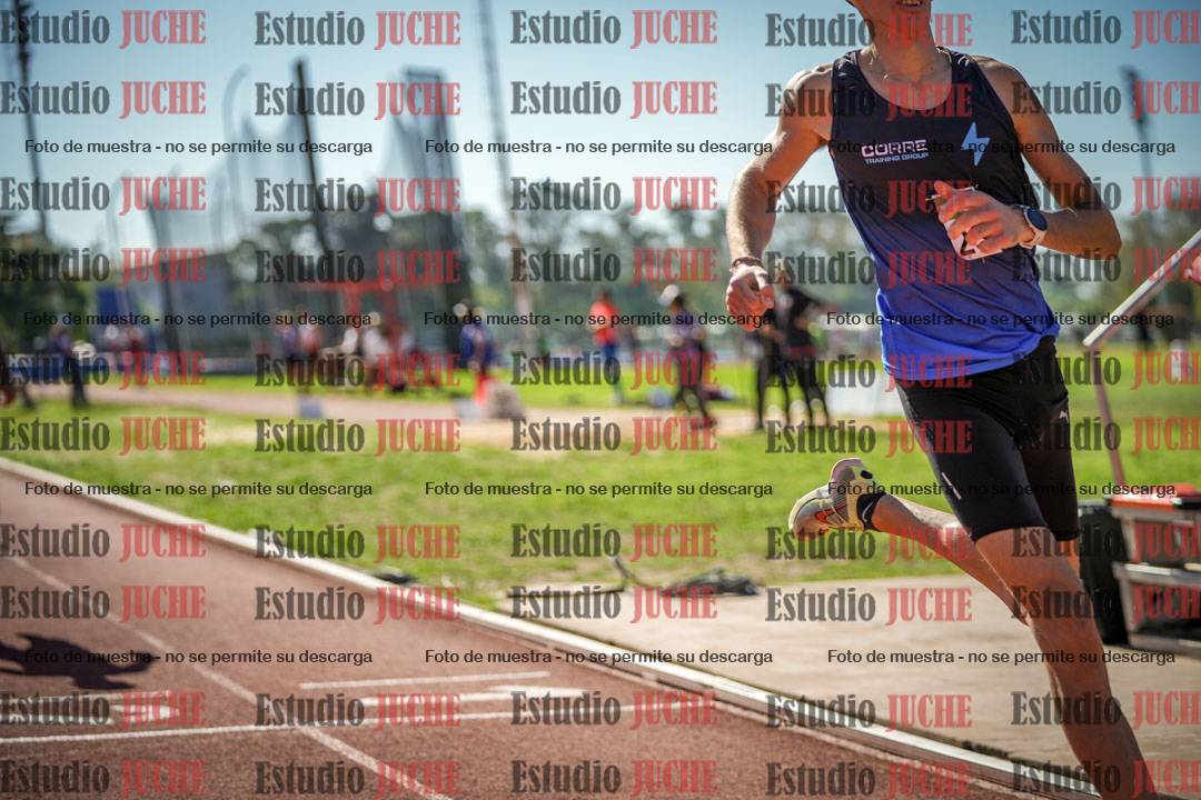 Fotos de los 800 m llanos de varones