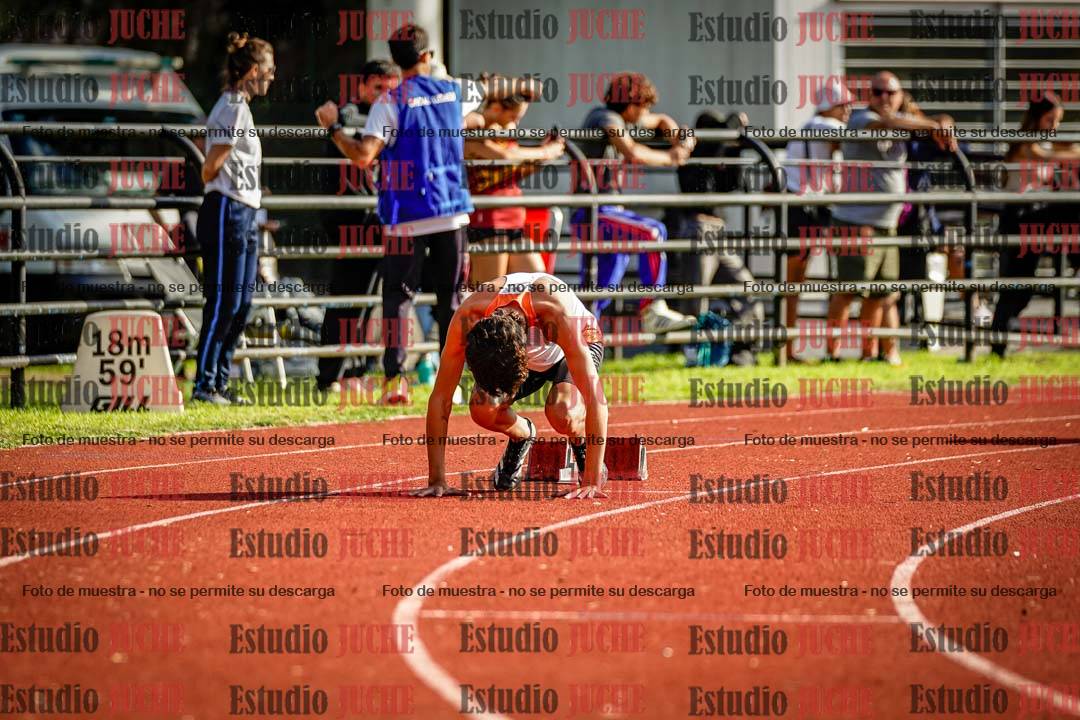 Fotos de los 400 m con vallas de varones