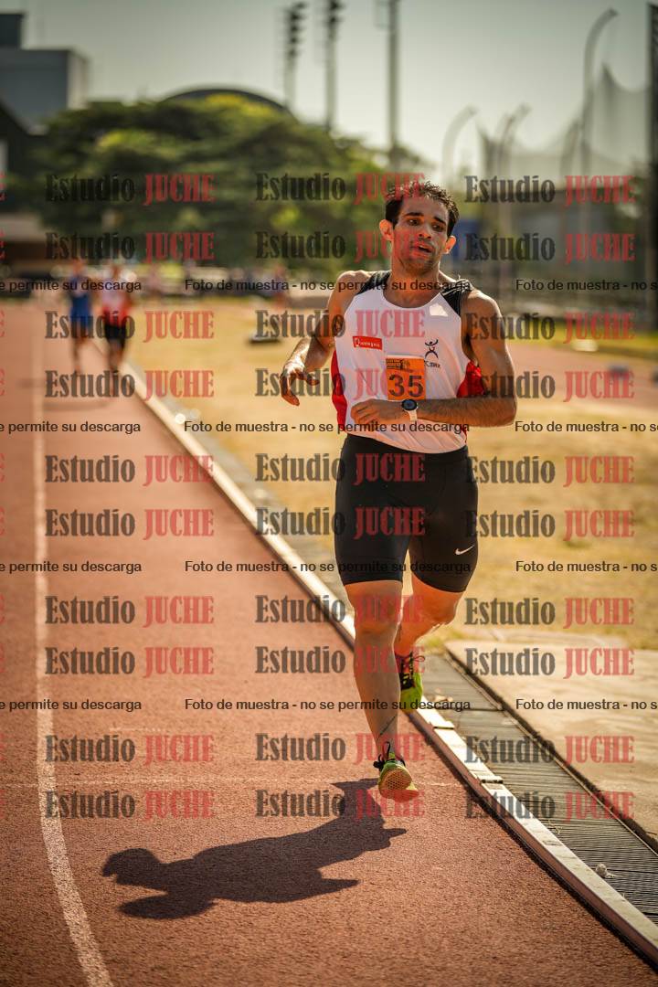 Fotos de los 3000 m llanos de varones