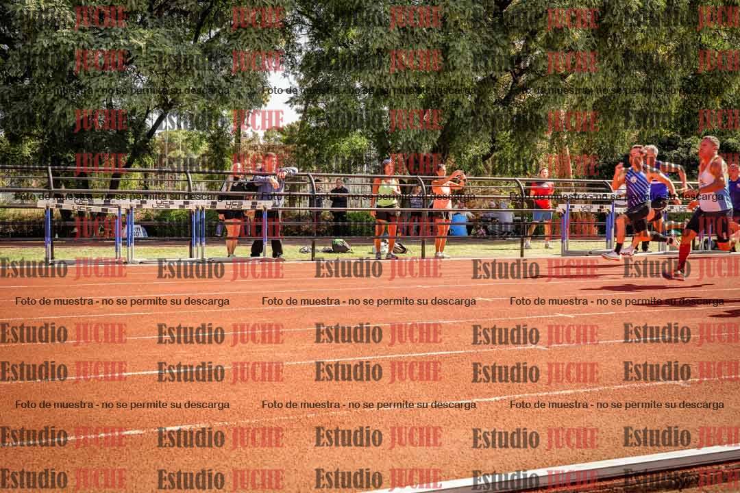 Fotos de los 100 m llanos de varones