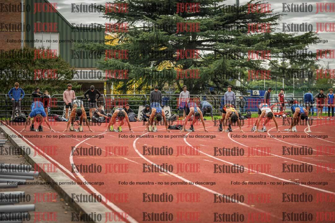 Fotos de los 100 m llanos de varones