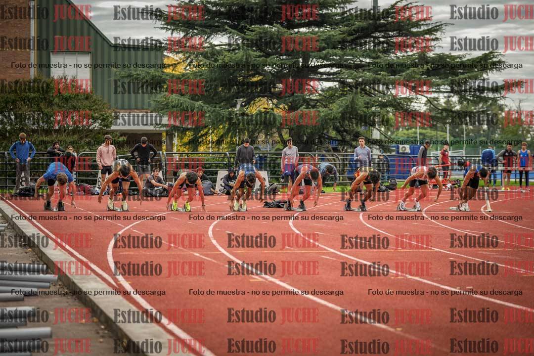 Fotos de los 100 m llanos de varones
